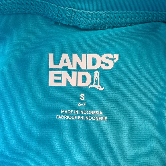 Girl’s size 6-7 Lands’ End long sleeved colorful rash guard, modest swim shirt - Picture 4 of 6